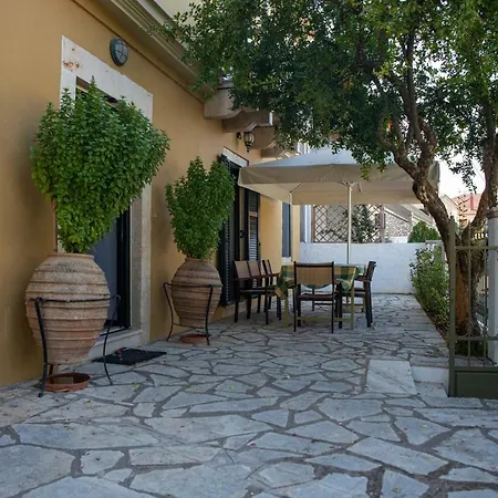 Palairos Historic Property Extérieur photo